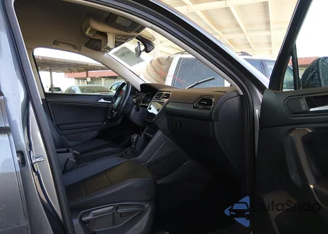 2020 Volkswagen Tiguan 2.0T Se/2.0T Se R-Line Black/2.0T Sel из США, поврежденный, VIN 3VV3B7AX0LM052582